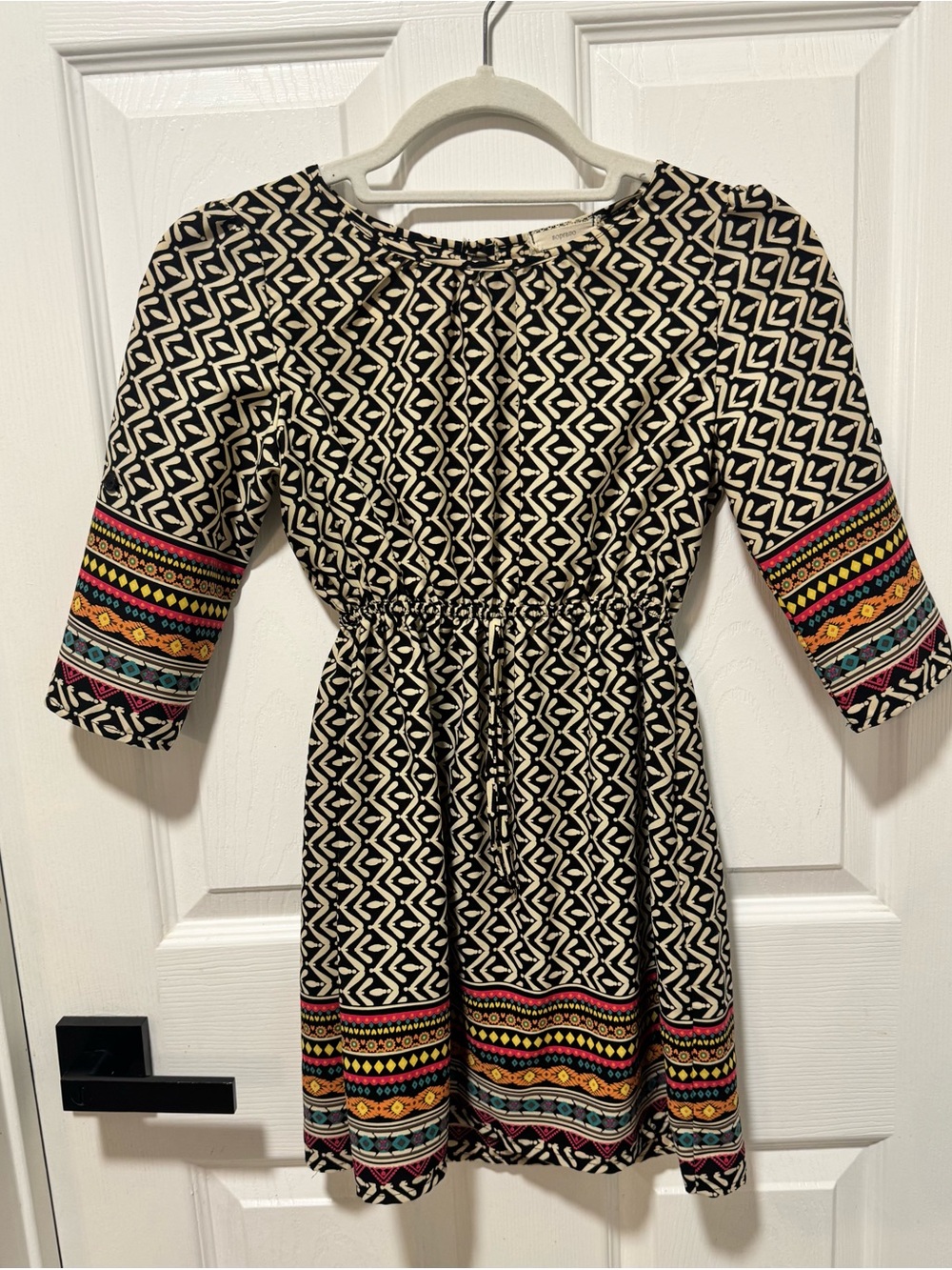 Soprano Black & Cream Geometric Short Sleeve Dress with Multicolor Trim